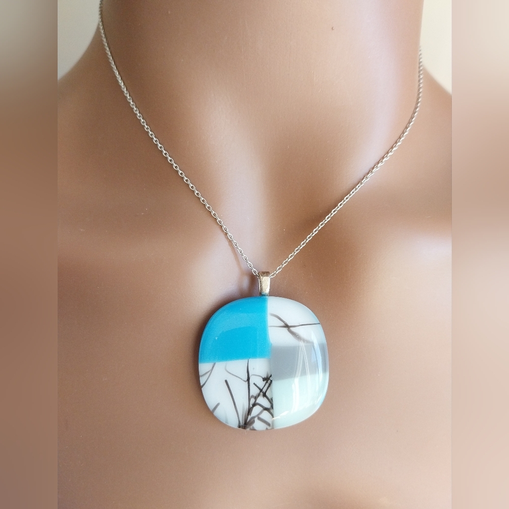 Blue&White Pendant Sterling Silver Necklace - Picture 4 of 15